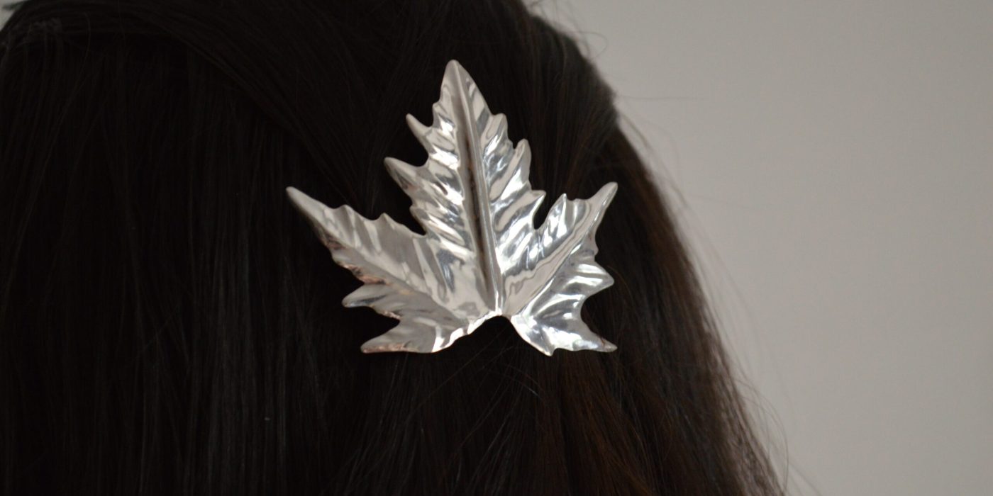 Pince à cheveux en feuille d'érable